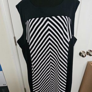 Voir Voir Navy Blue/White Stripe Dress Size 22W